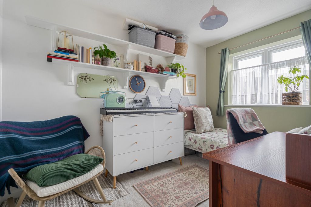 Additional image 9 of 2 bed terraced house for saleMarlborough Close, Oxford OX4
