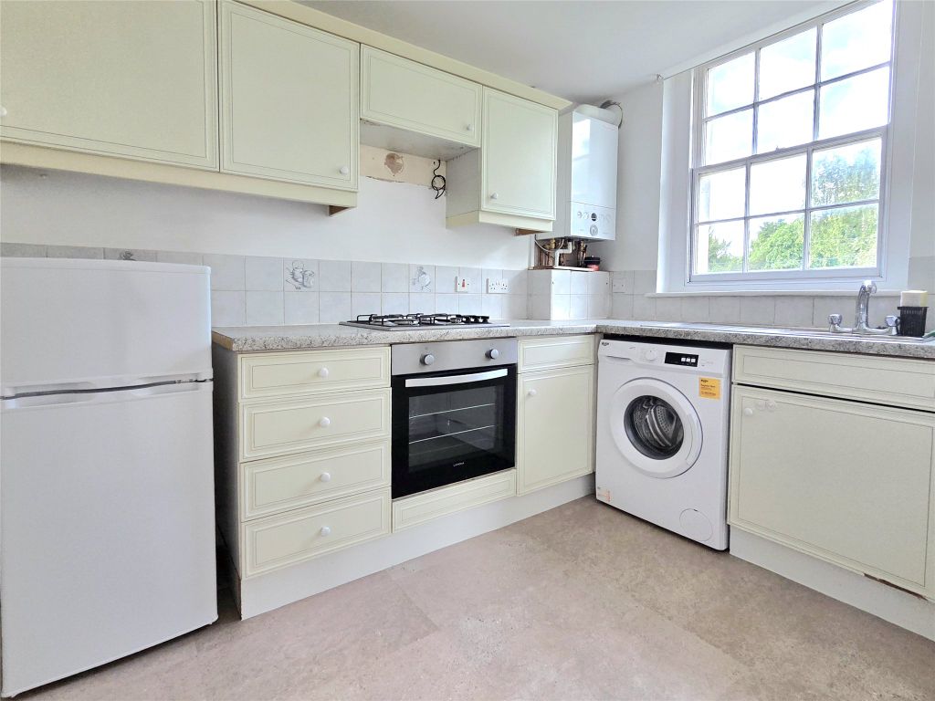 Property photo 3 of 8 Picture No. 13