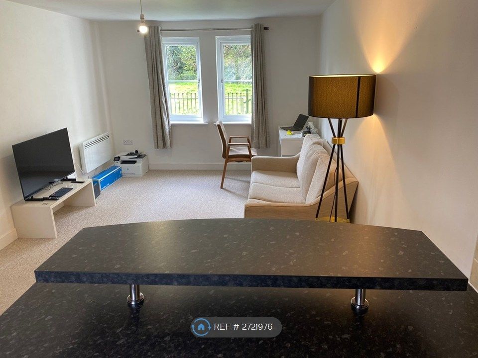 Property photo 2 of 30 Living Room