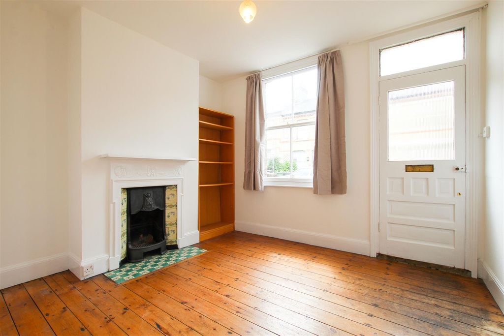 Property photo 2 of 11 Img_5427.Jpg