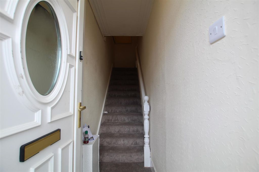 Property photo 2 of 9 Img_1363.Jpg