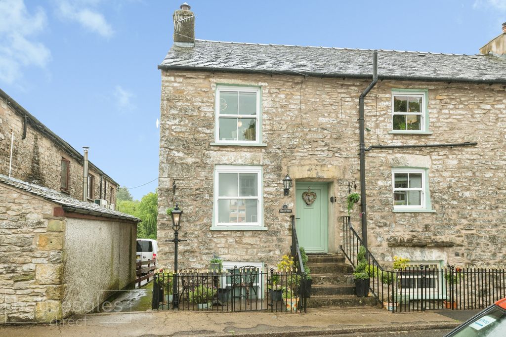 Property photo 1 of 24