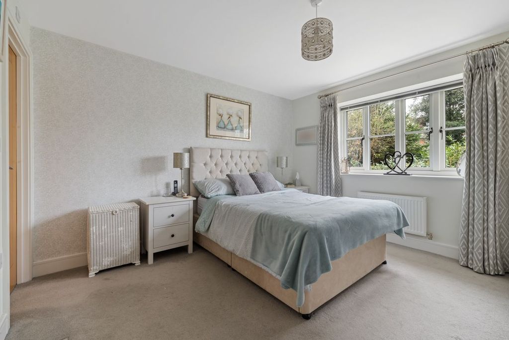 Additional image 22 of 4 bed detached house for saleTanners Reach, Petersfield, Hampshire GU32