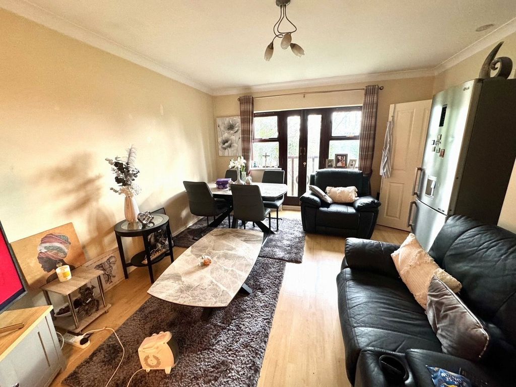 Property photo 2 of 7 Picture No. 08