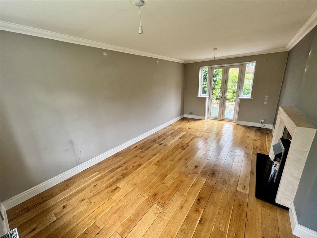 Property photo 2 of 13 Living Room