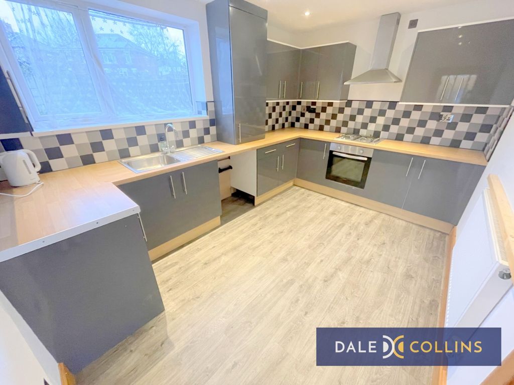 Property photo 3 of 14 Photo 16