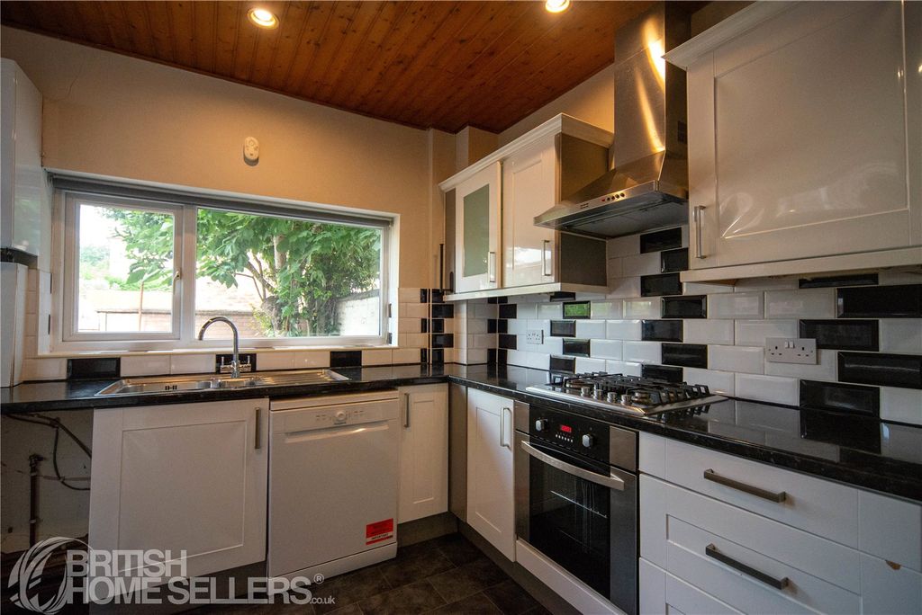 Property photo 2 of 18 Picture No. 08