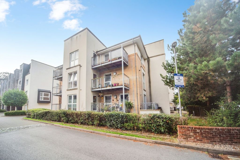 Property photo 1 of 16 Pbox-Img.Jpg
