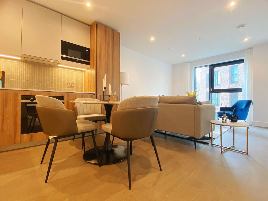 Property photo 2 of 22