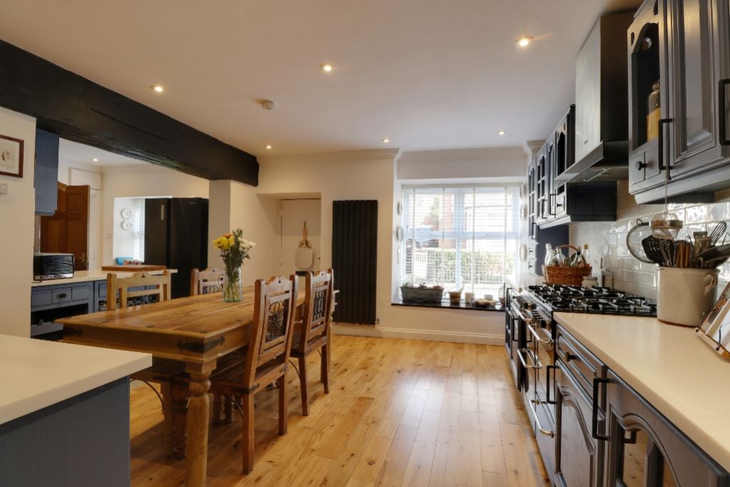 Property photo 3 of 26 Kitchen Diner
