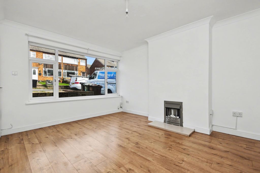 Property photo 2 of 21 Photograph 2