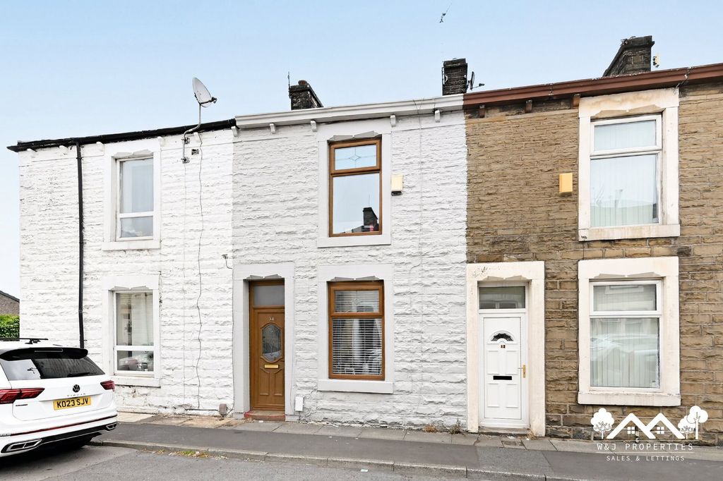 Property photo 1 of 26