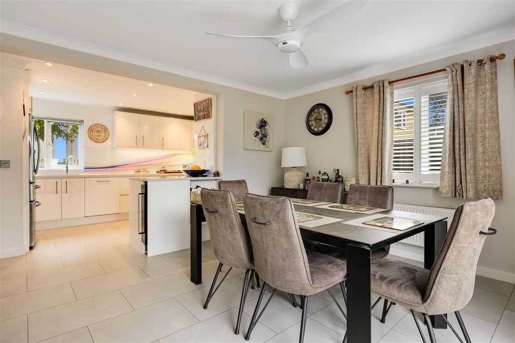 Additional image 10 of 3 bed detached house for saleHeaton Close, Ely CB7