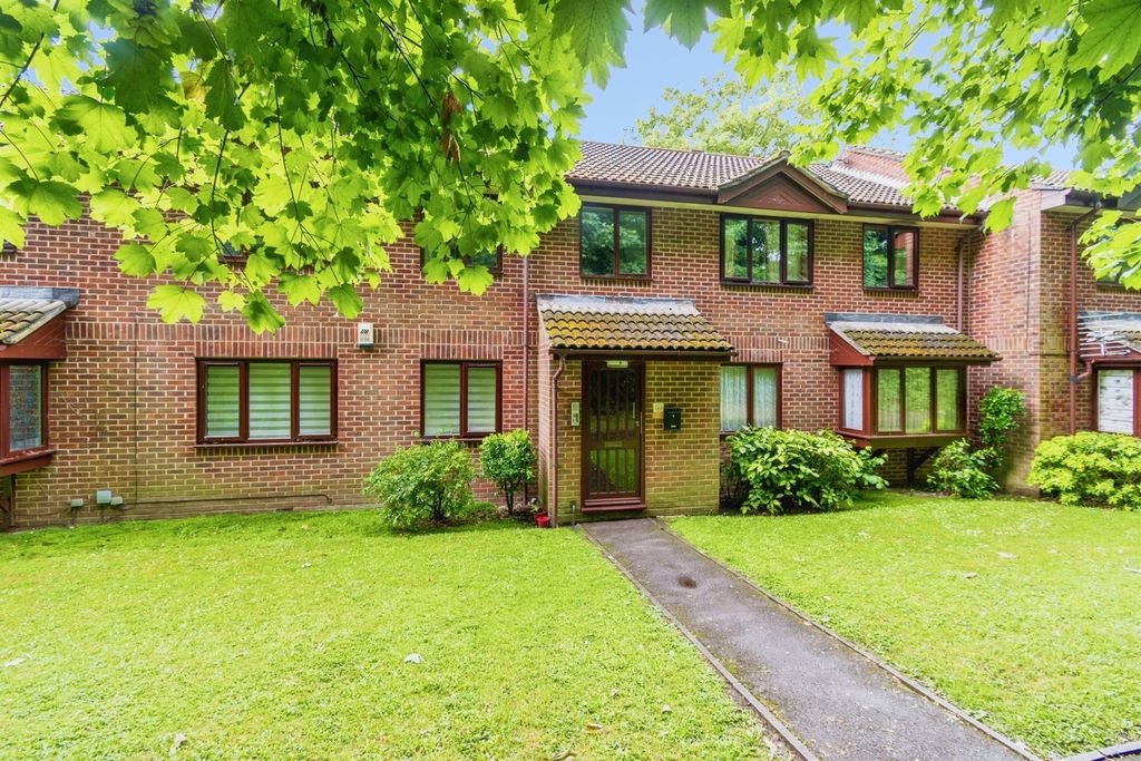Property photo 1 of 18