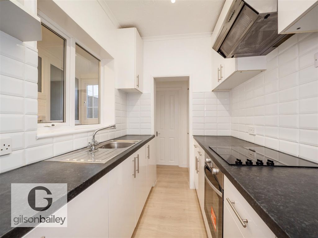 Property photo 3 of 31 123Spencerstreet-33.Jpg