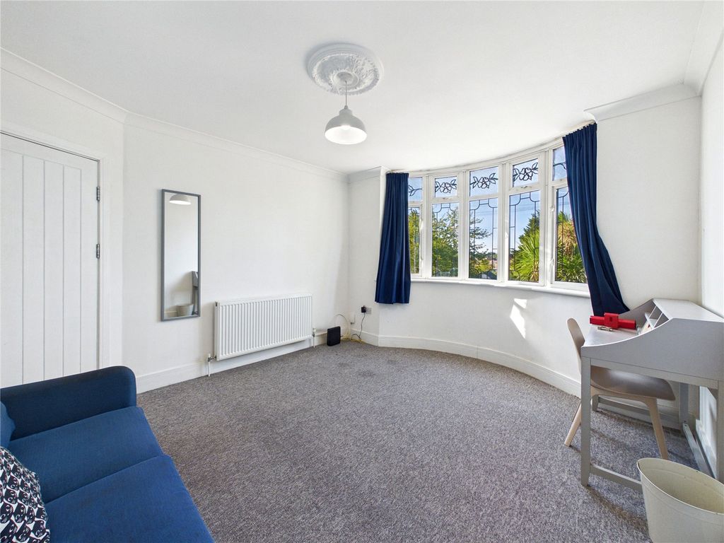 Property photo 2 of 23 Picture No. 06