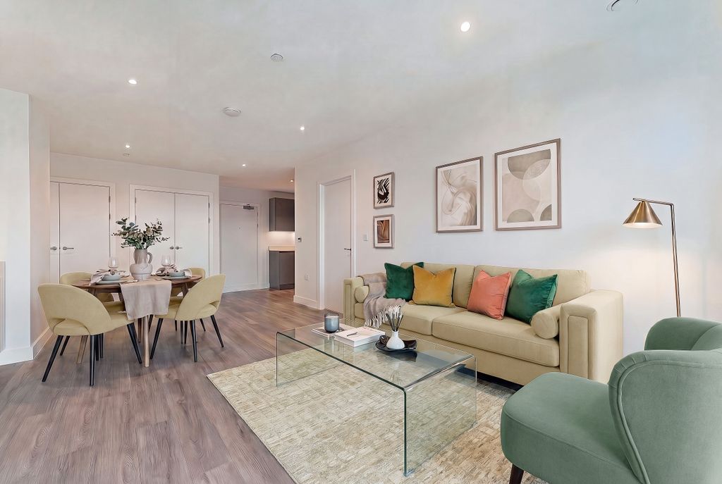 Property photo 1 of 11