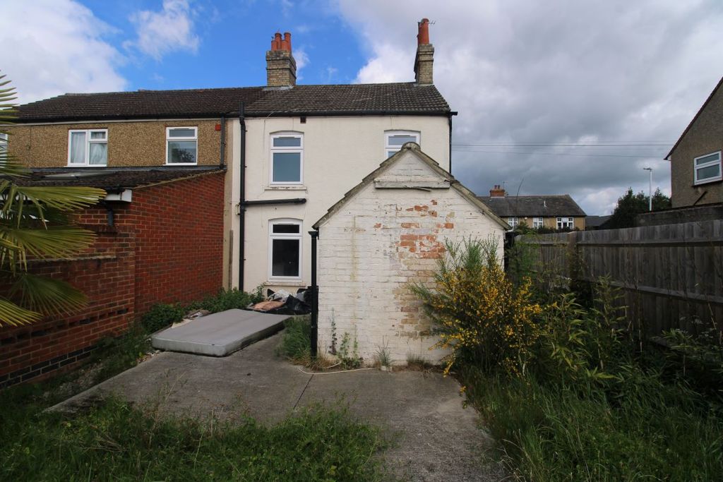 Property photo 3 of 4