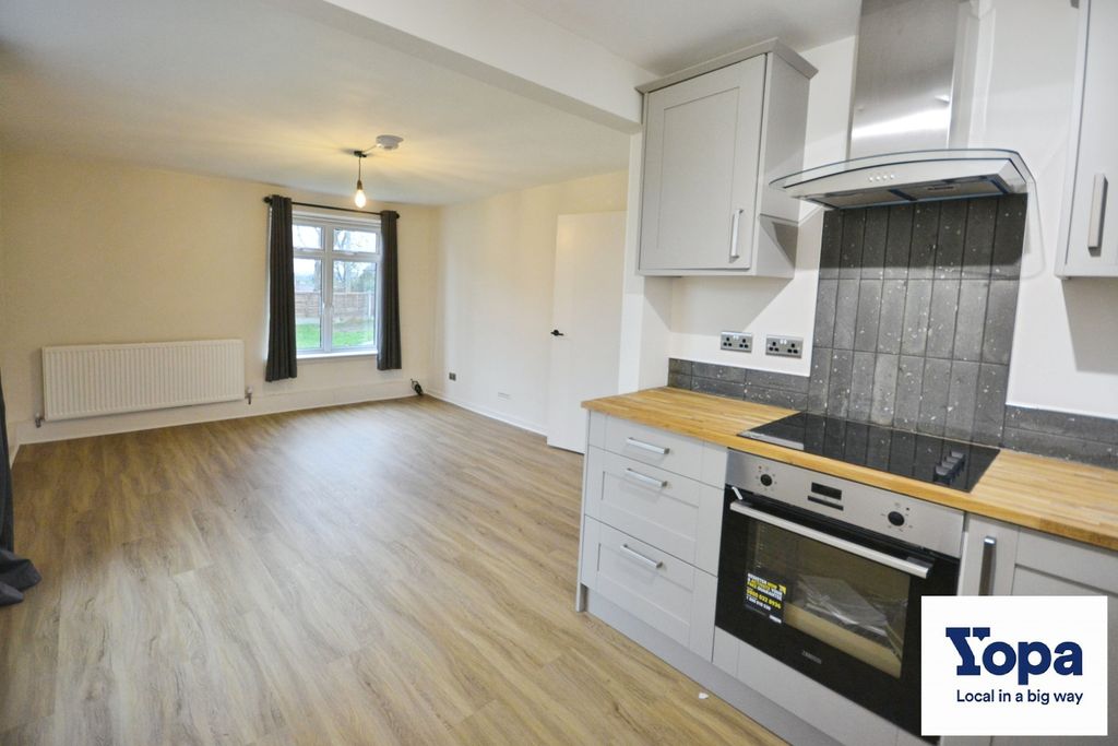 Property photo 3 of 18 Photo #3