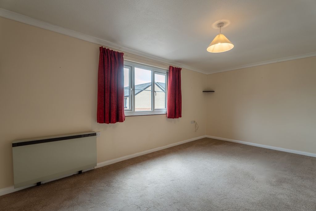 Property photo 3 of 13 Dsc00663-Hdr