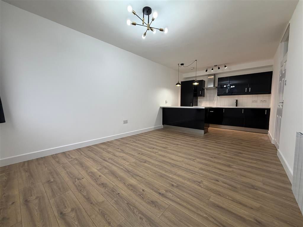 Property photo 3 of 8 Image