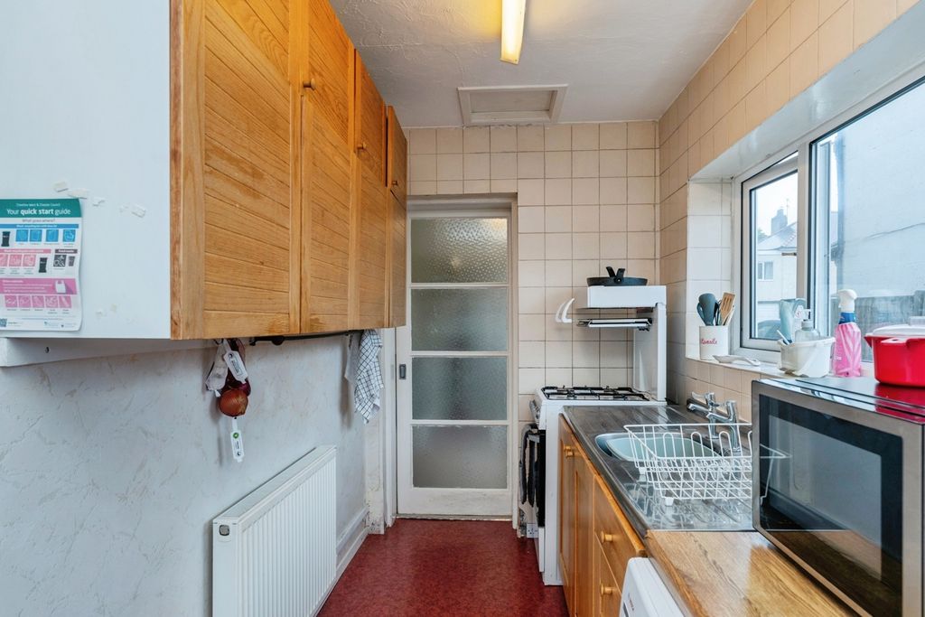Property photo 3 of 23 Pbox-Img.Jpg