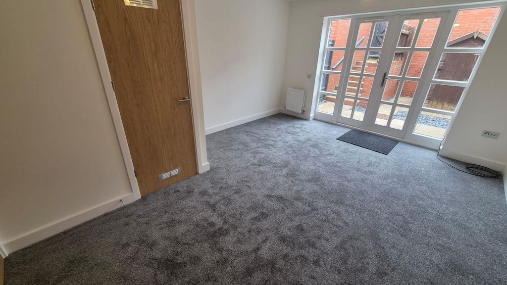 Property photo 2 of 11 Picture No. 09