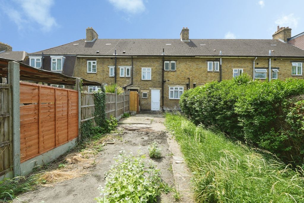 Property photo 3 of 17 Pbox-Img.Jpg
