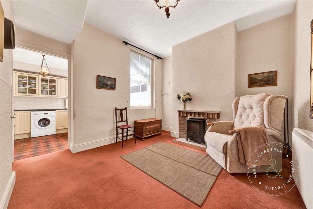 Property photo 3 of 32 Carmarthen-Street-14.Jpg