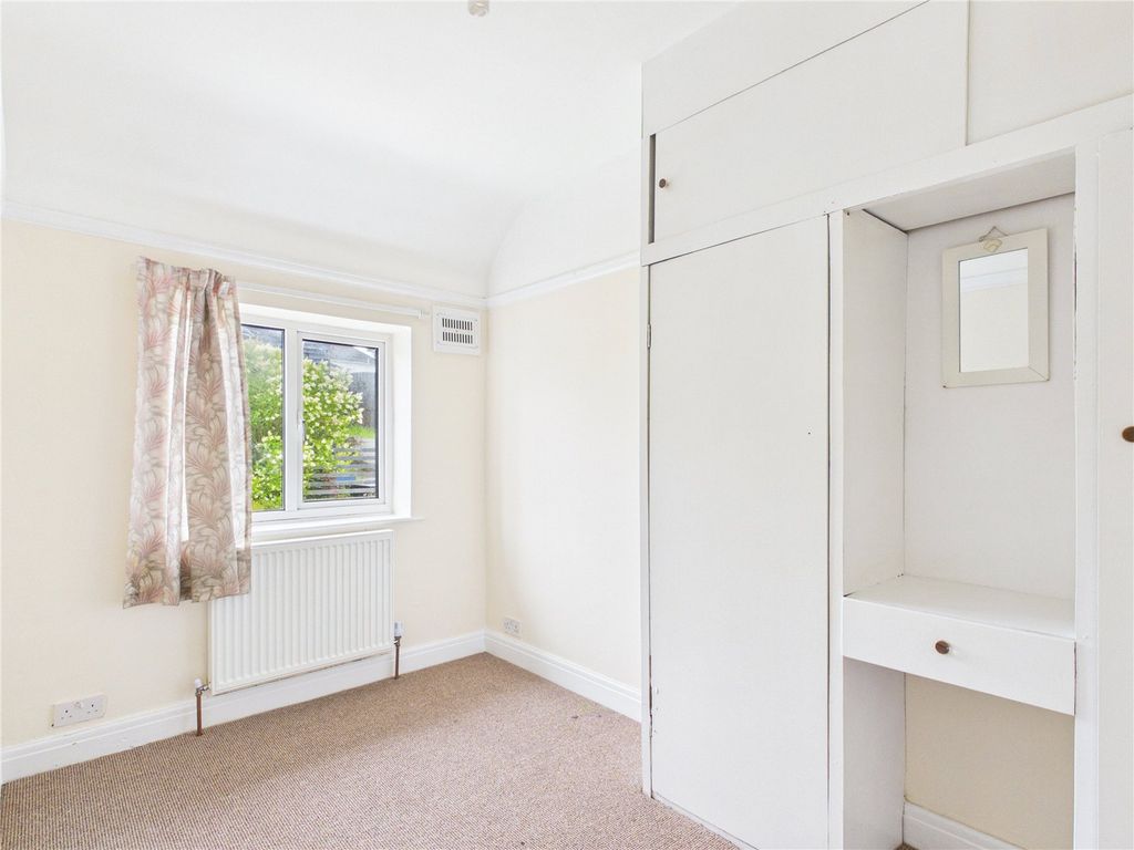 Property photo 3 of 9 Picture No. 12