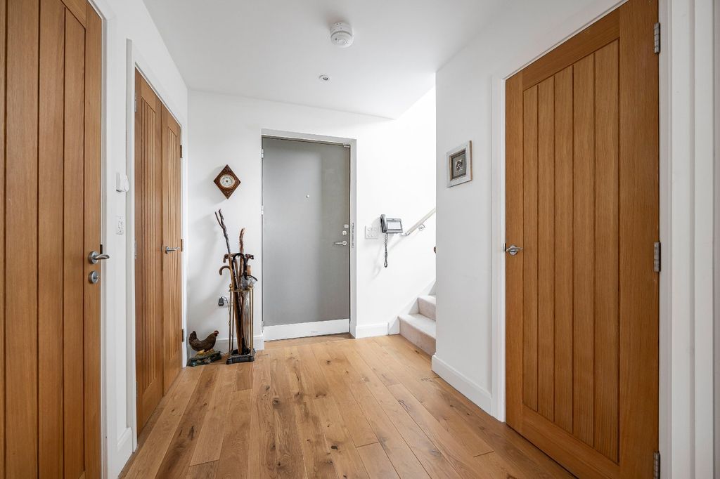 Additional image 9 of 2 bed flat to rentCirencester Road, Tetbury, Gloucestershire GL8