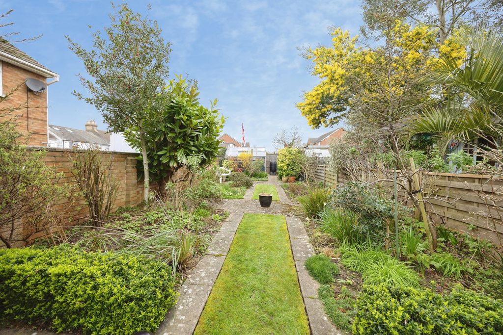 Property photo 3 of 29