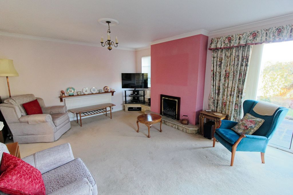 Property photo 2 of 27 Img_2363_Dxo