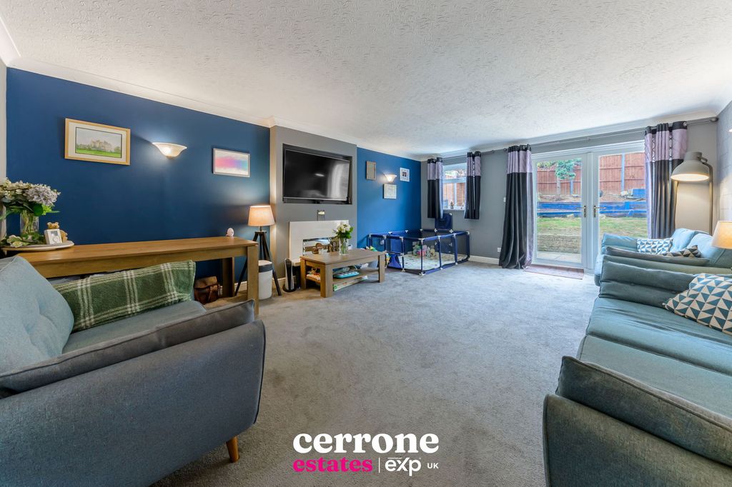 Property photo 2 of 16