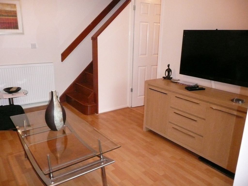 Property photo 2 of 7