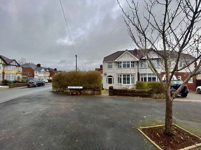 Property photo 1 of 18 Front