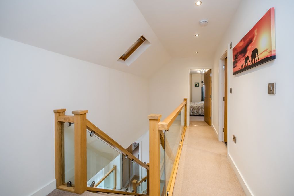 Additional image 25 of 6 bed detached house for saleVilla Gardens, Halifax, West Yorkshire HX3