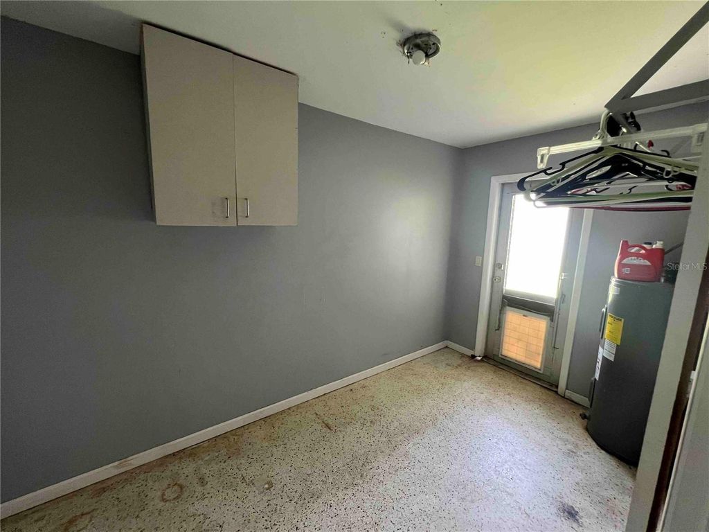 Property photo 3 of 11 <Alttext/>