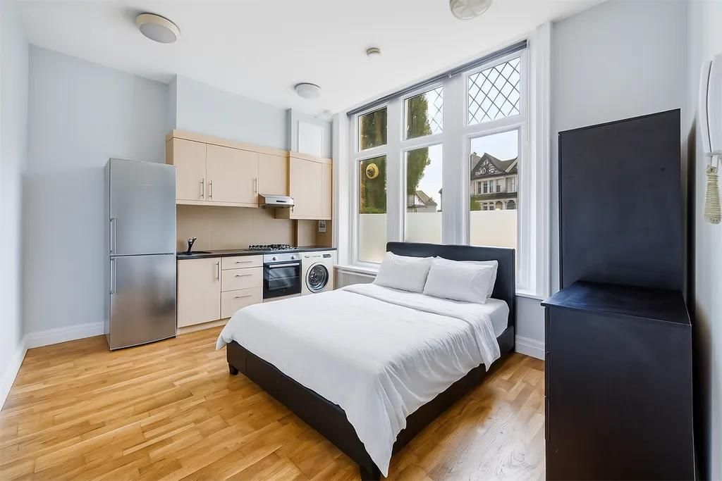 Property photo 1 of 5