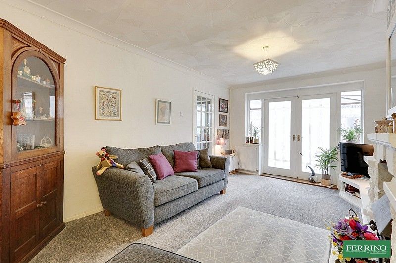 Property photo 3 of 24 Sitting Room