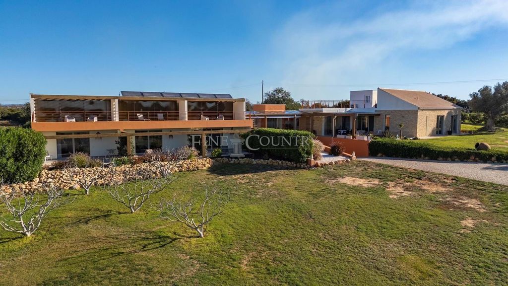 Property photo 1 of 30