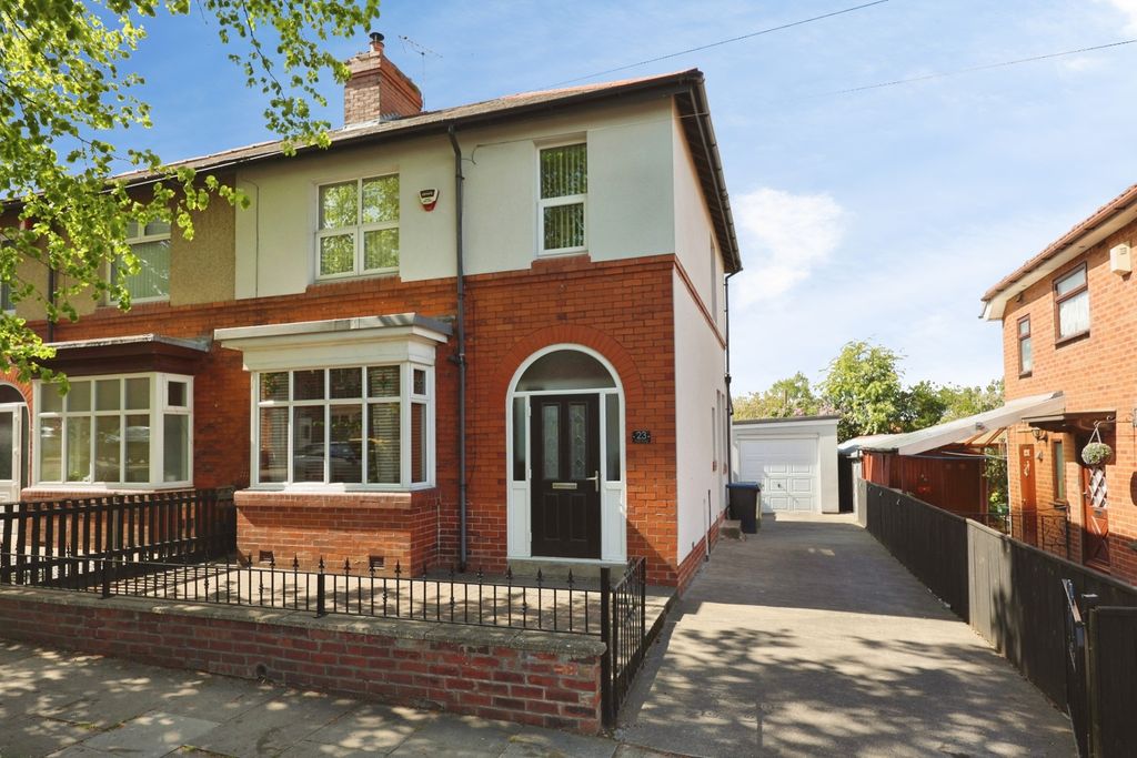 Property photo 1 of 16 Pbox-Img.Jpg