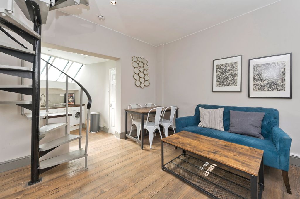 Property photo 2 of 6 A085i00000L94Qjaaz_Lgo210029_02.Jpg