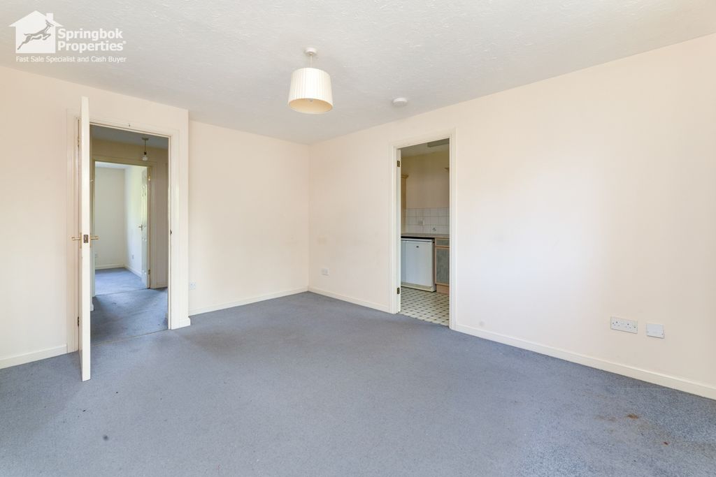 Property photo 2 of 11 Image 1