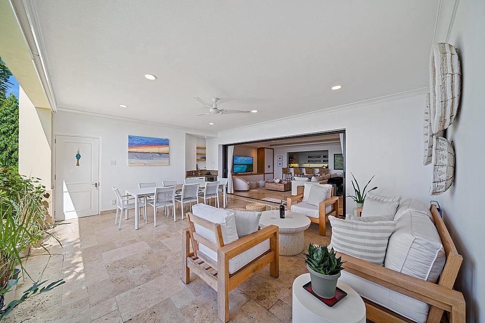 Property photo 2 of 36