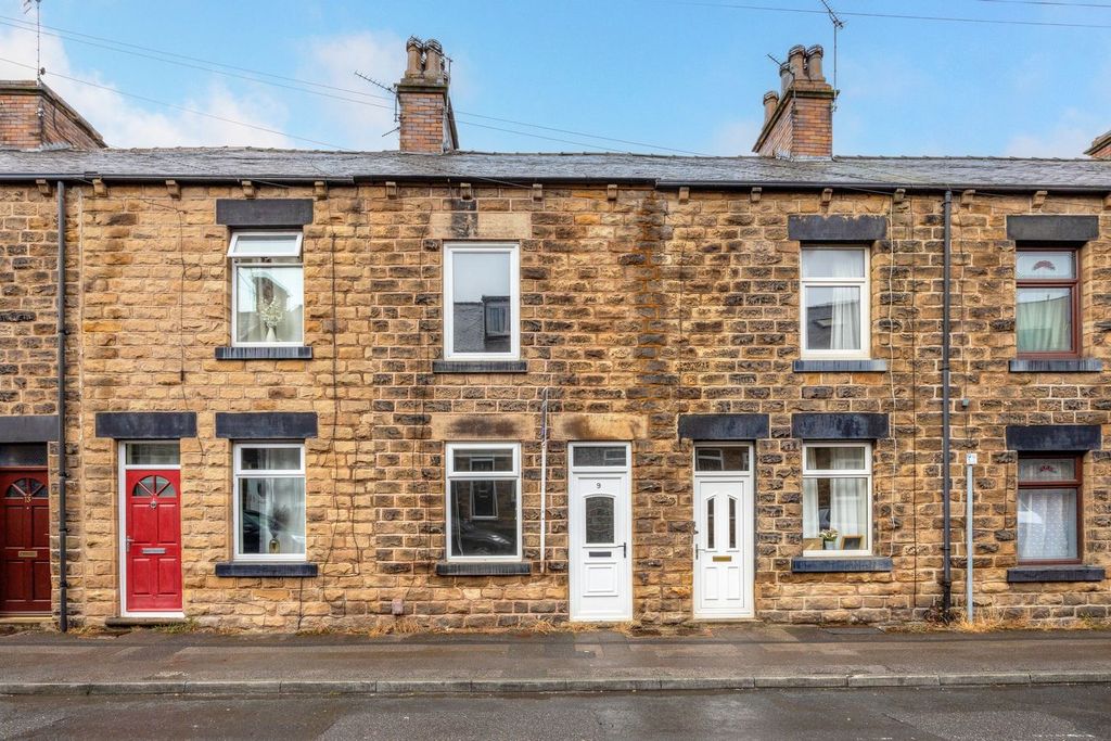 Property photo 1 of 16