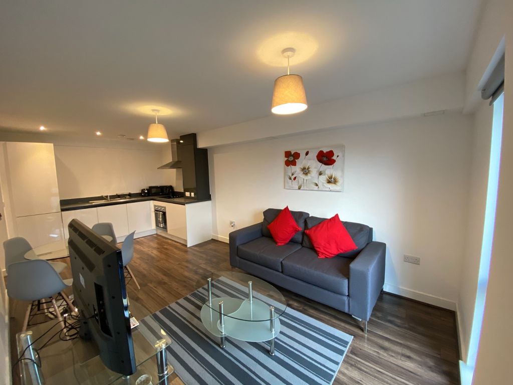 Property photo 2 of 12 9B170391-Ac4c-4002-848c-A78921F03Ac4