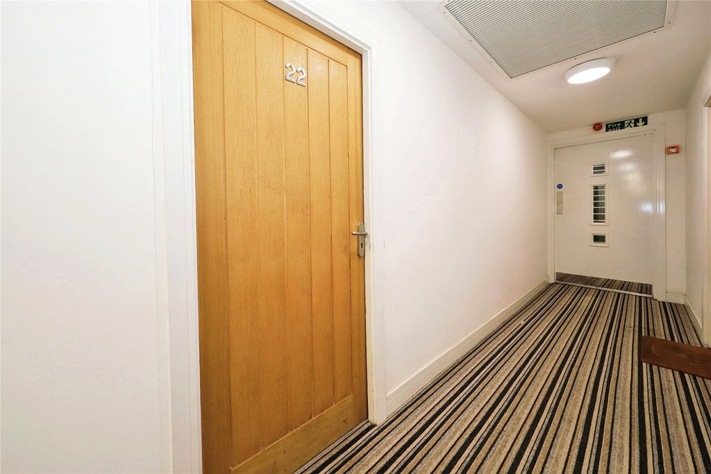 Property photo 2 of 15 Picture No. 03