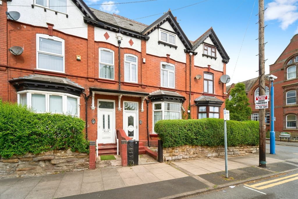 Property photo 1 of 17