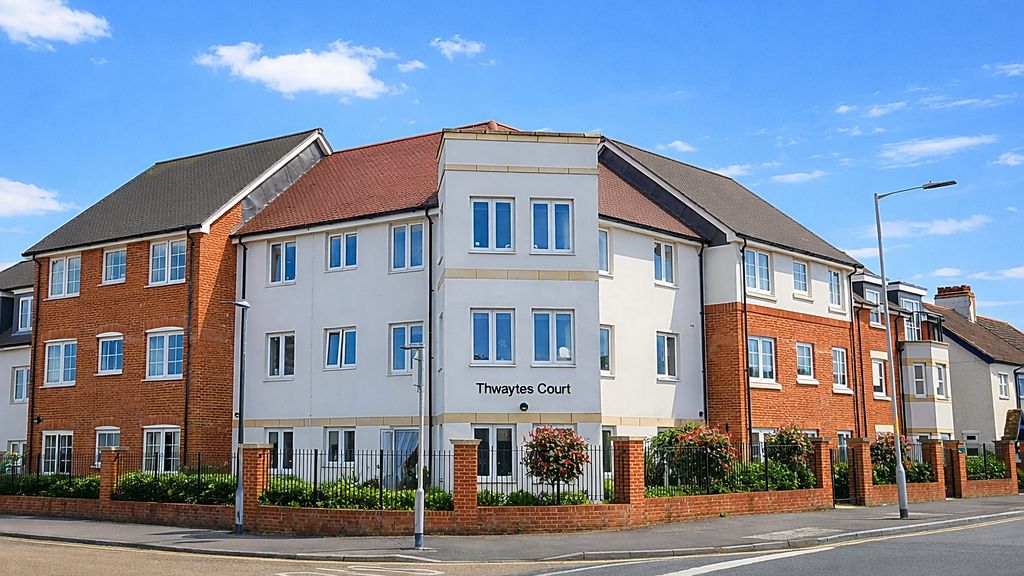 Property photo 2 of 14